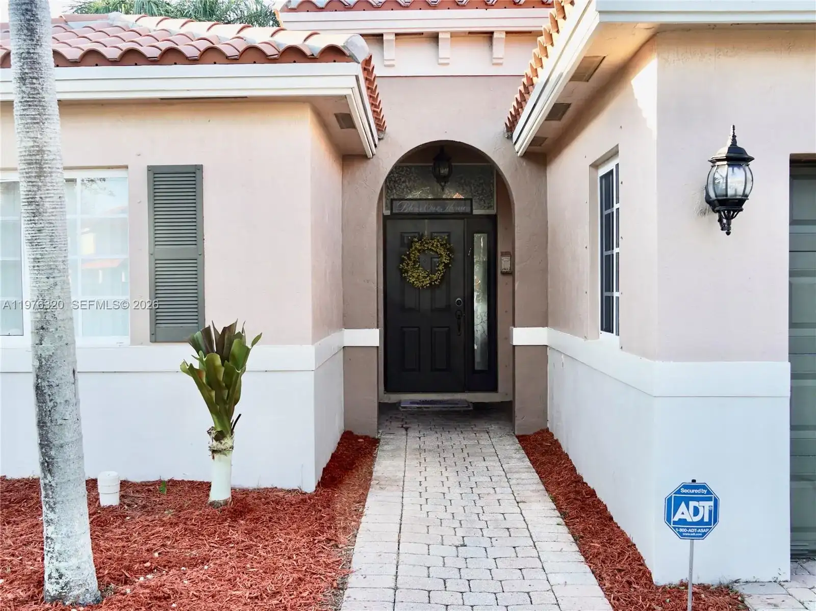 2048 NE 35th Ave, Homestead FL 33033 photo 3