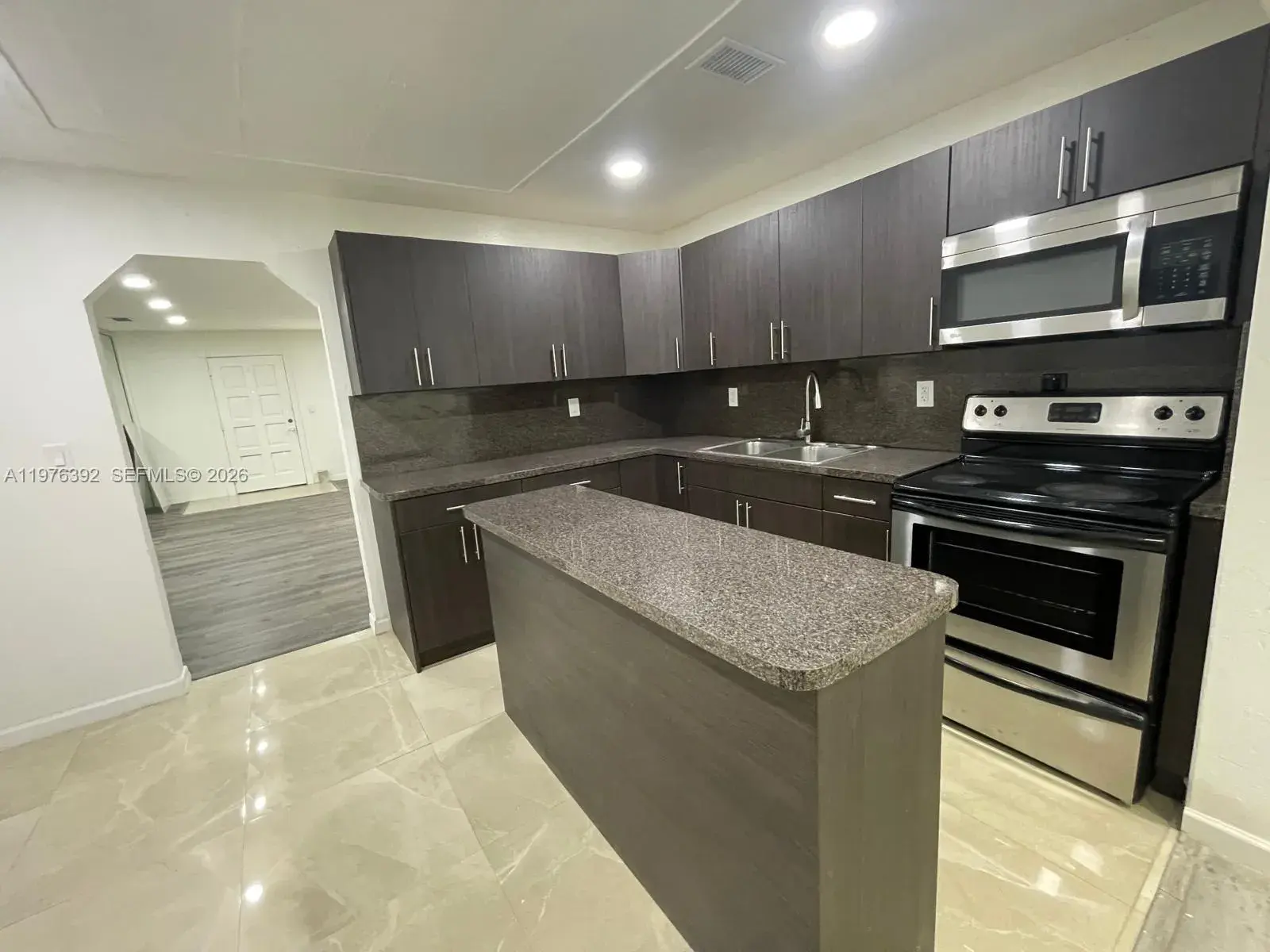 10415 NW 35th Ave, Miami FL 33147