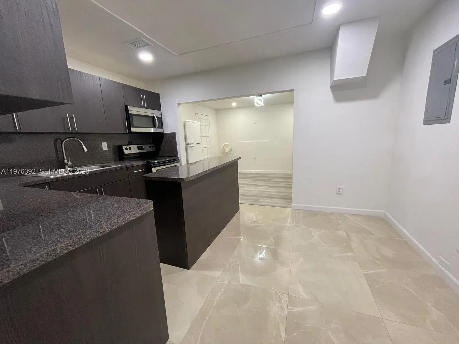 10415 NW 35th Ave, Miami FL 33147
