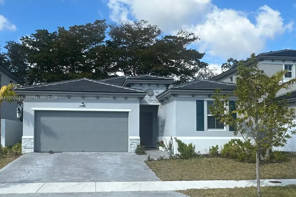 18576 SW 136th Ct, Miami FL 33177