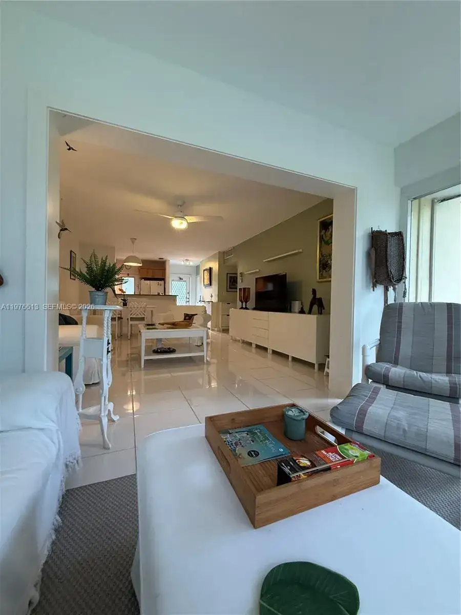 5141 W Oakland Park Blvd # 311, Lauderdale Lakes FL 33313 photo 3
