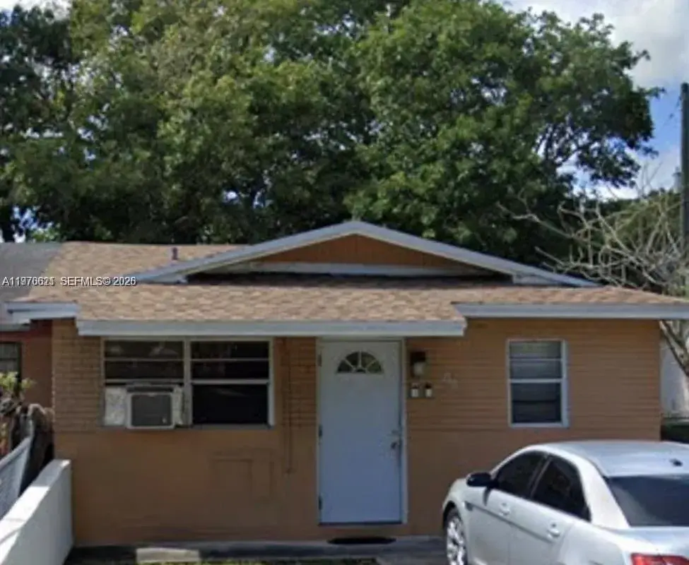 2111 NW 26th Ave, Fort Lauderdale FL 33311