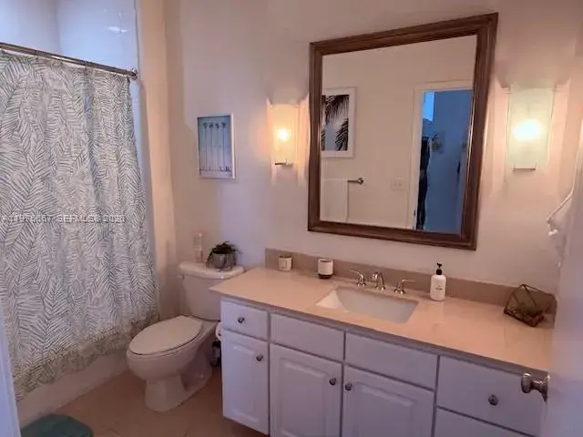 2001 Biscayne Blvd # 2502, Miami FL 33137