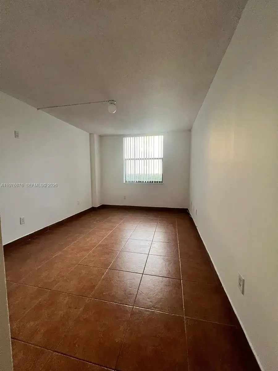 1470 NE 123rd St # A1216, North Miami FL 33161 photo 2