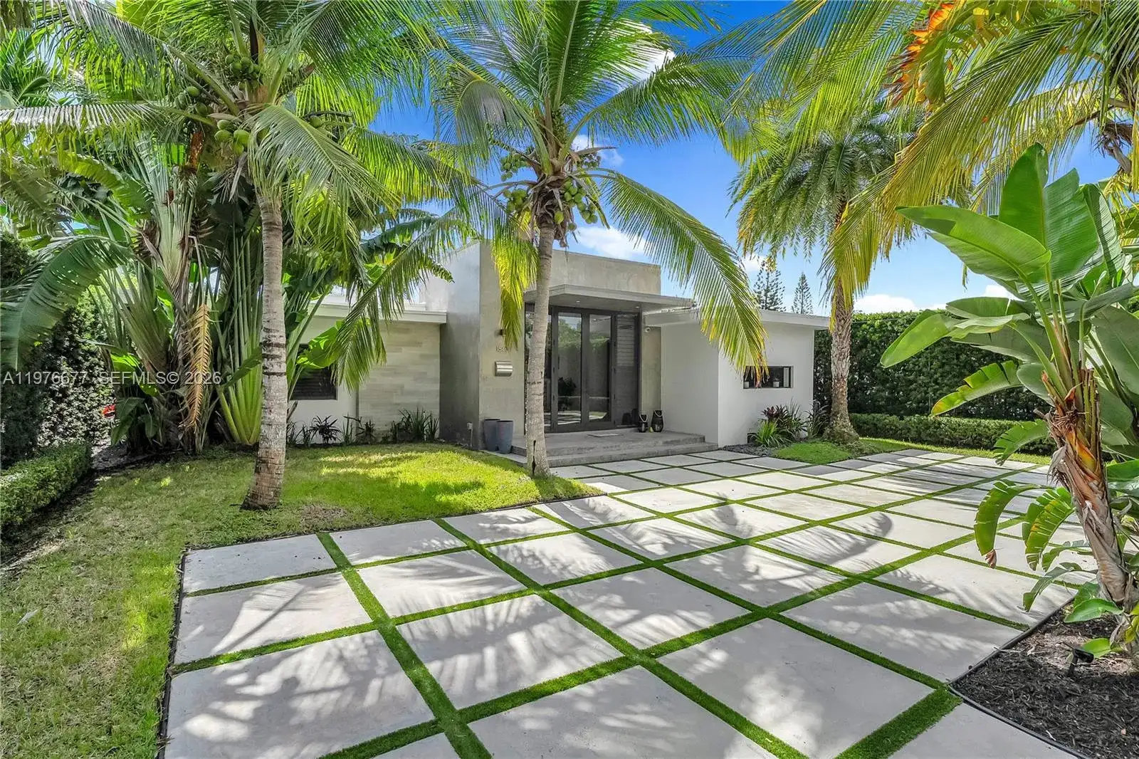 1540 Cleveland Rd, Miami Beach FL 33141 photo 4