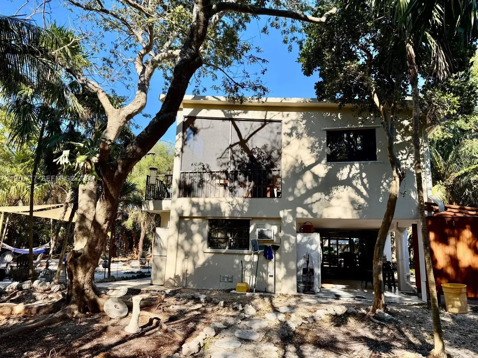 1615 Harbor Dr, Marathon FL 33050 photo 2