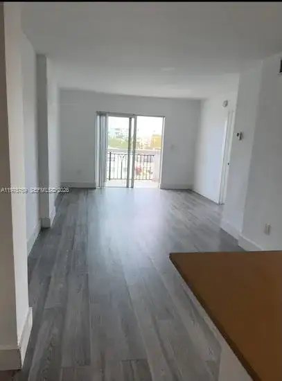 8101 Crespi Blvd # 504, Miami Beach FL 33141 photo 5