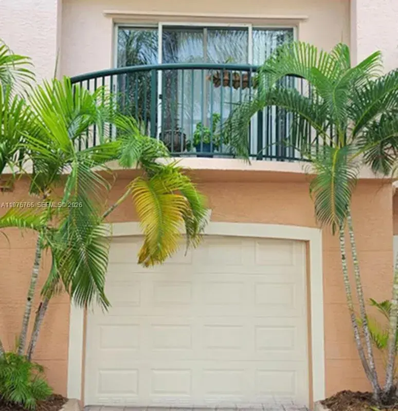 2033 SE 10th Ave # 614, Fort Lauderdale FL 33316
