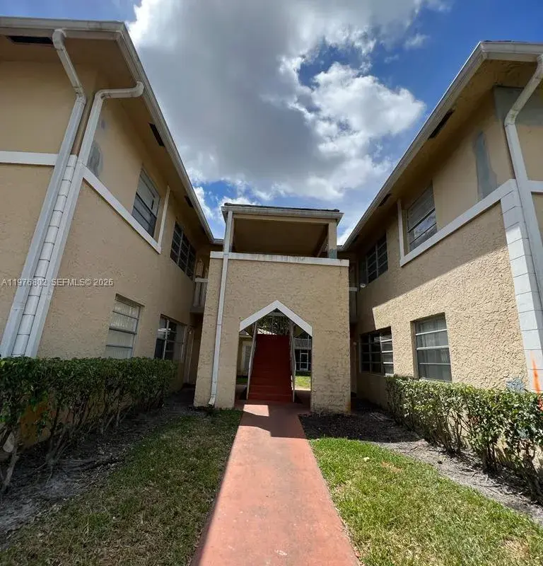 10204 Twin Lakes Dr # H, Coral Springs FL 33071