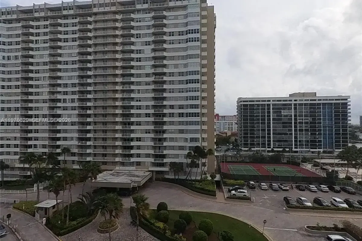 1965 S Ocean Dr # 7E, Hallandale Beach FL 33009