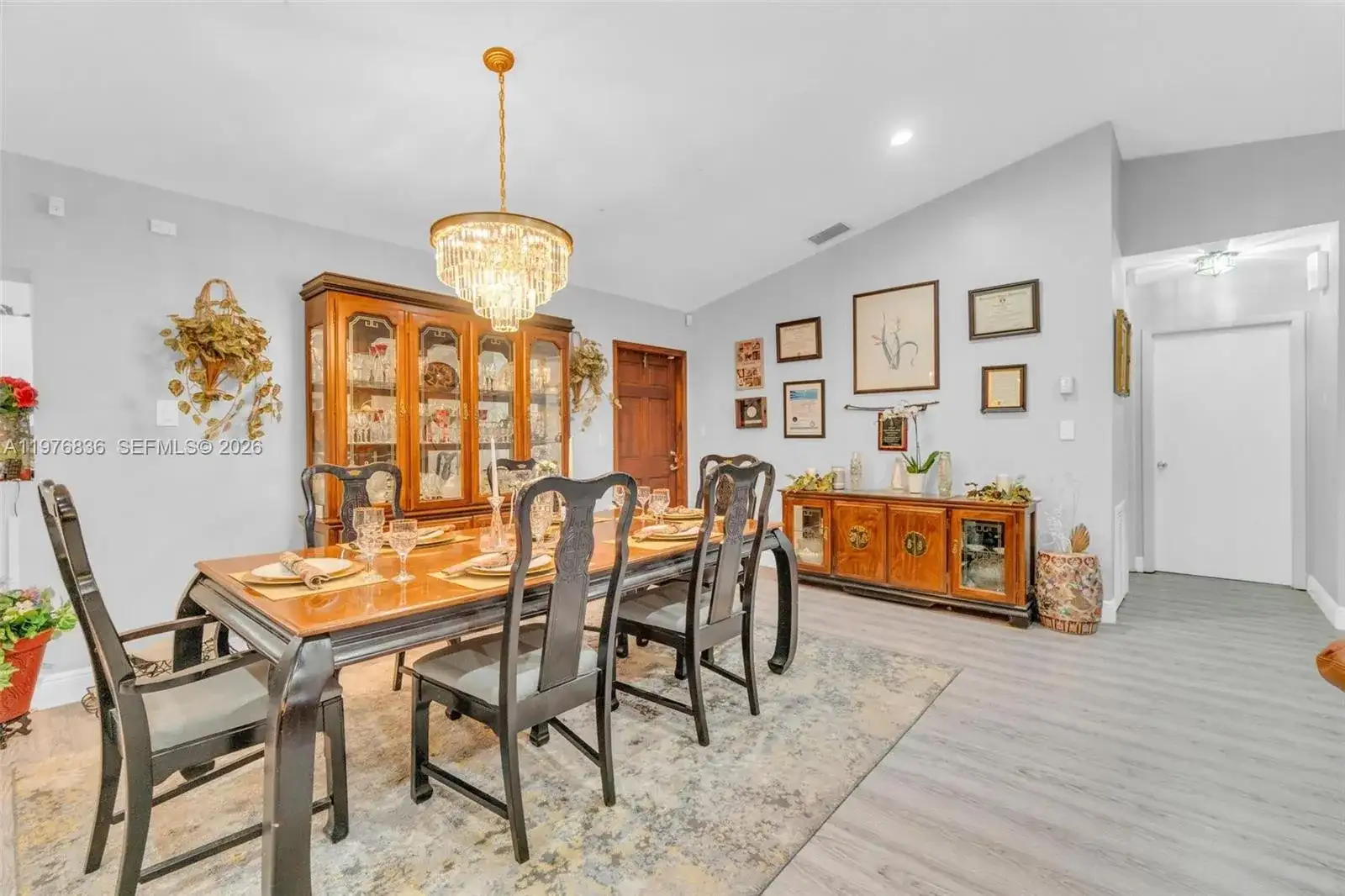 18201 SW 87th Ave, Palmetto Bay FL 33157 photo 3