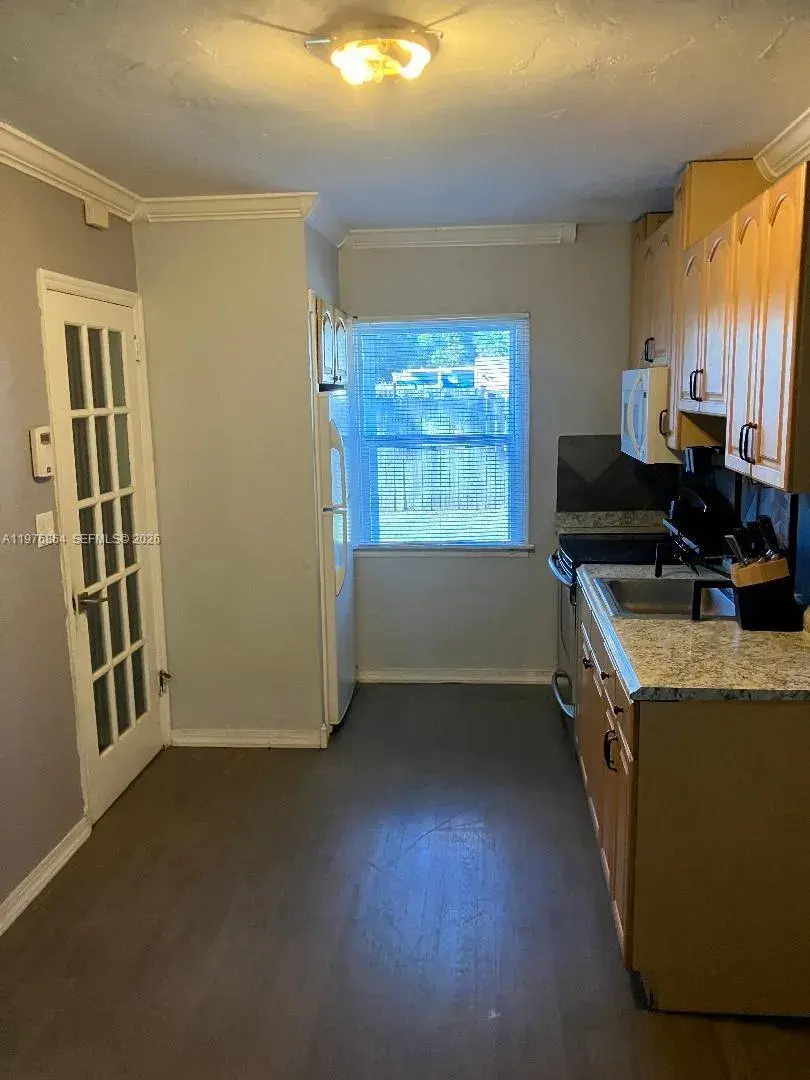 2127 Wilson St, Hollywood FL 33020
