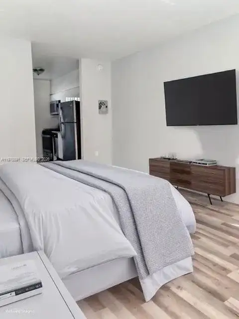 8000 NE Bayshore Ct # 202, Miami FL 33138 photo 4