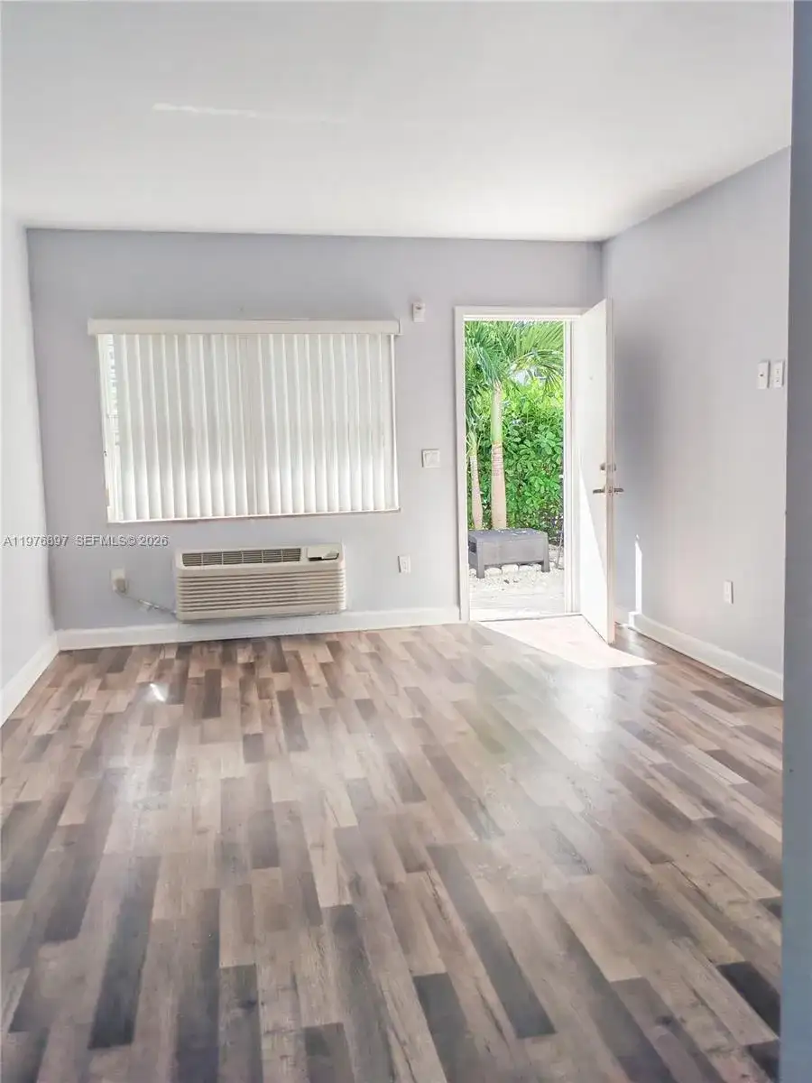 8000 NE Bayshore Ct # 211, Miami FL 33138 photo 2