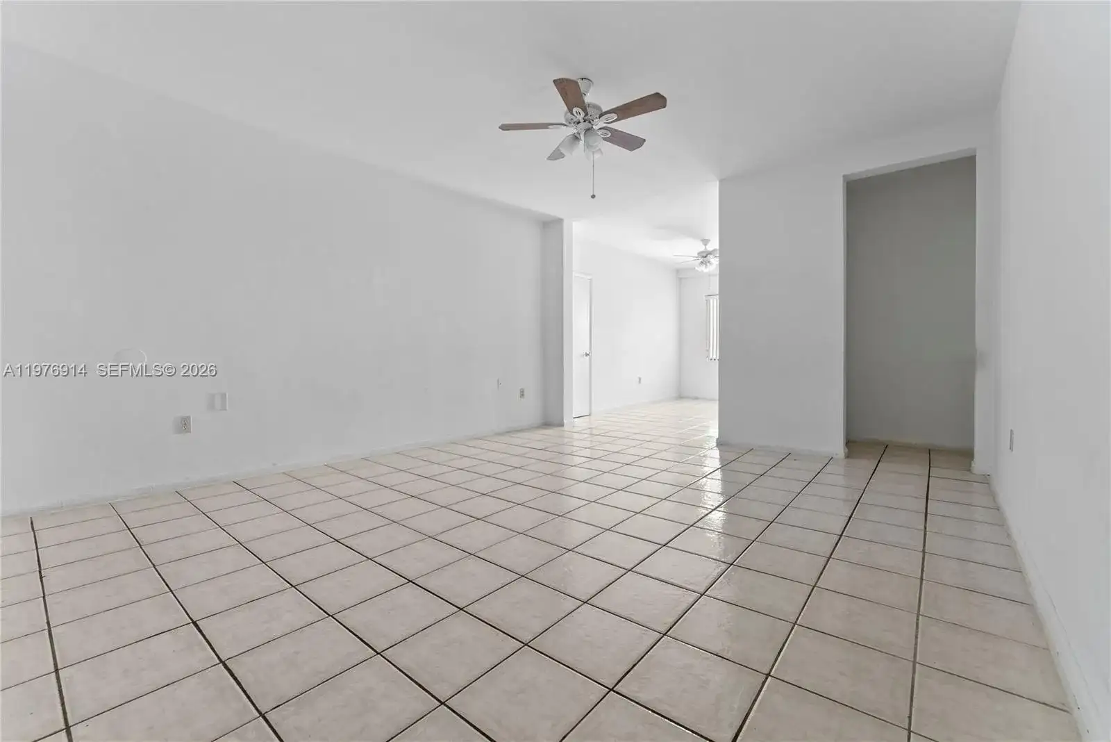 1165 Marseille Dr # 23, Miami Beach FL 33141 photo 5