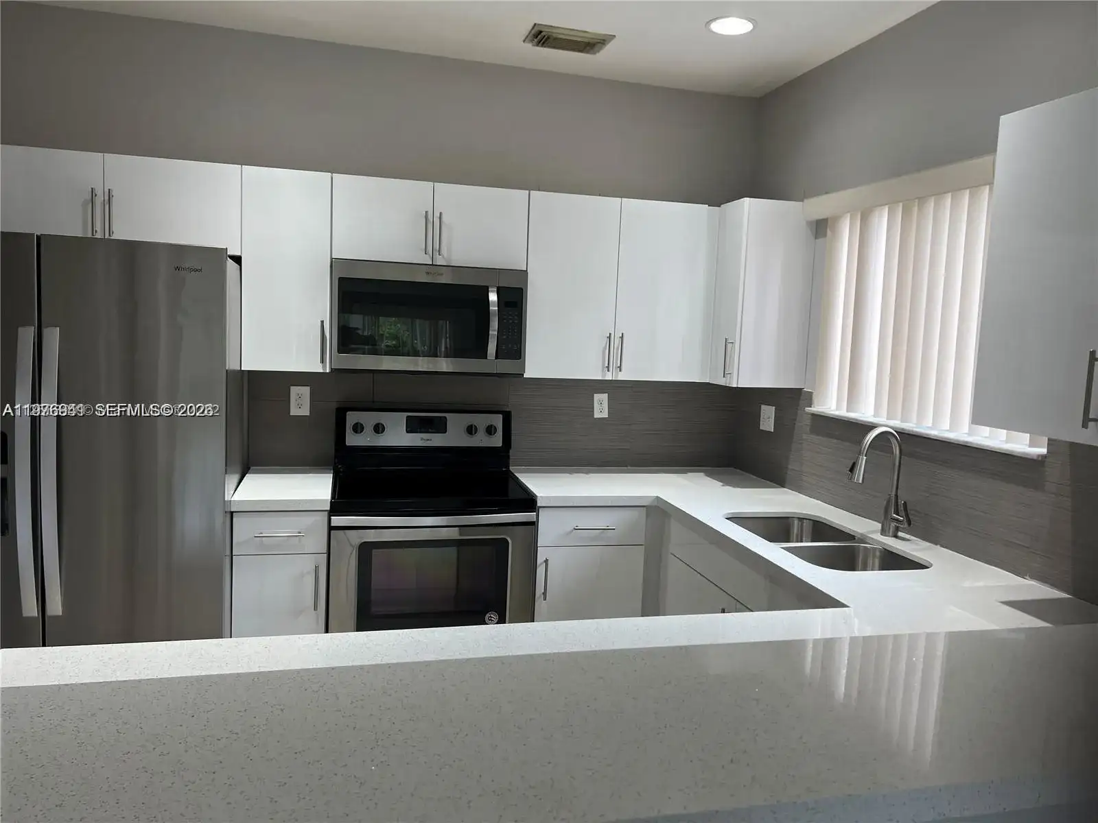 3389 NE 4th St, Homestead FL 33033 photo 4