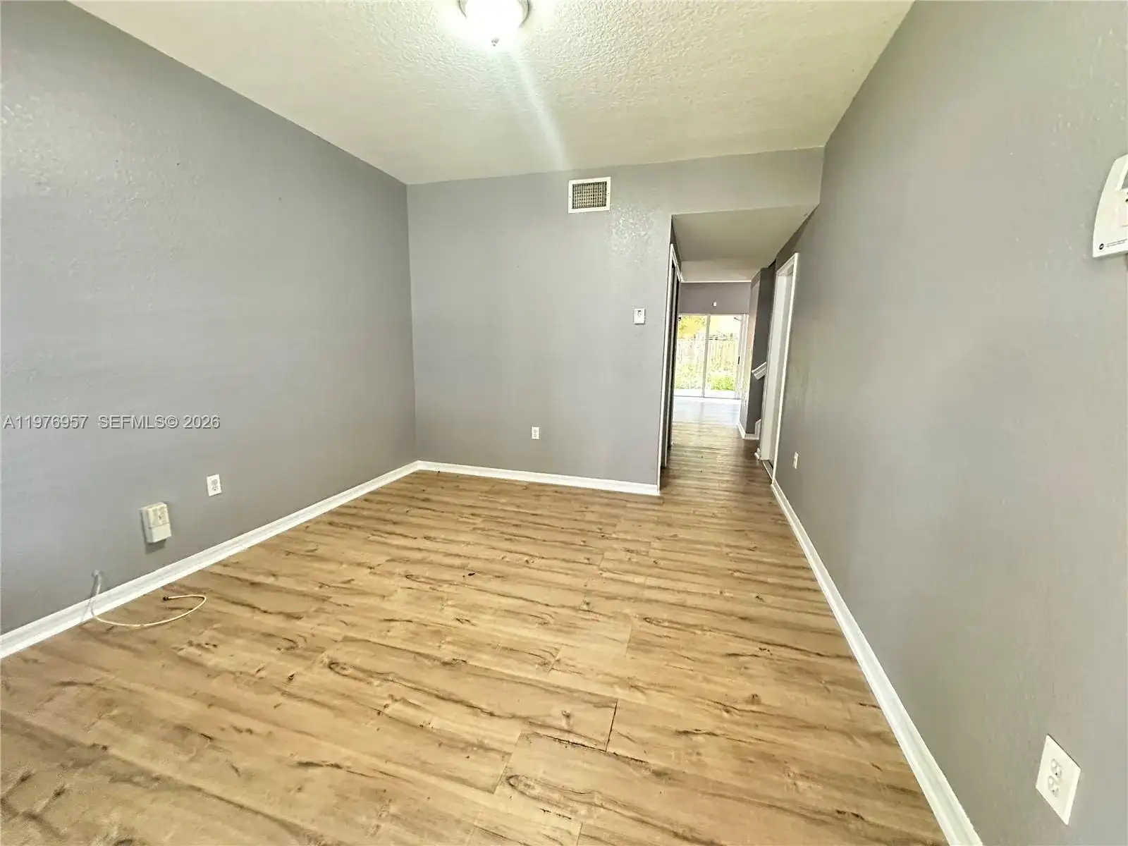 687 SW 10TH ST, Florida City FL 33034 photo 2
