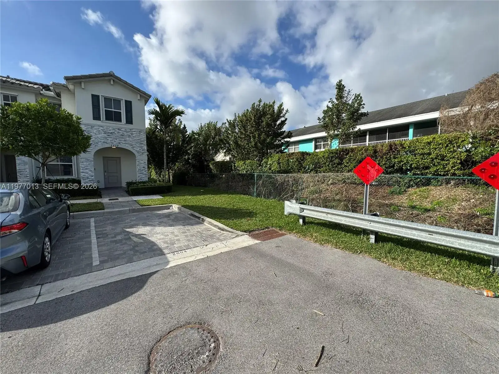 2604 SE 19th St, Homestead FL 33035 photo 2