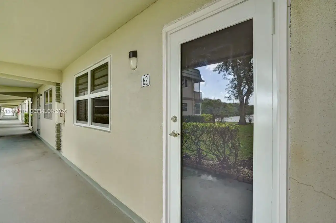 62 Monaco B # 62, Delray Beach FL 33446 photo 2