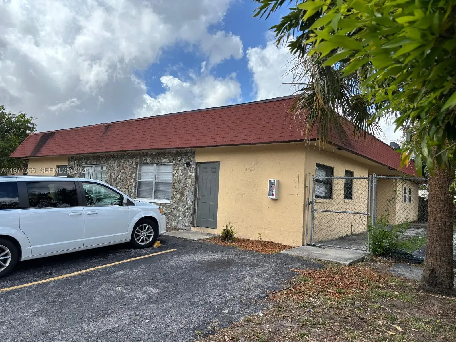 931 SW 80th Ave # A, North Lauderdale FL 33068 photo 2