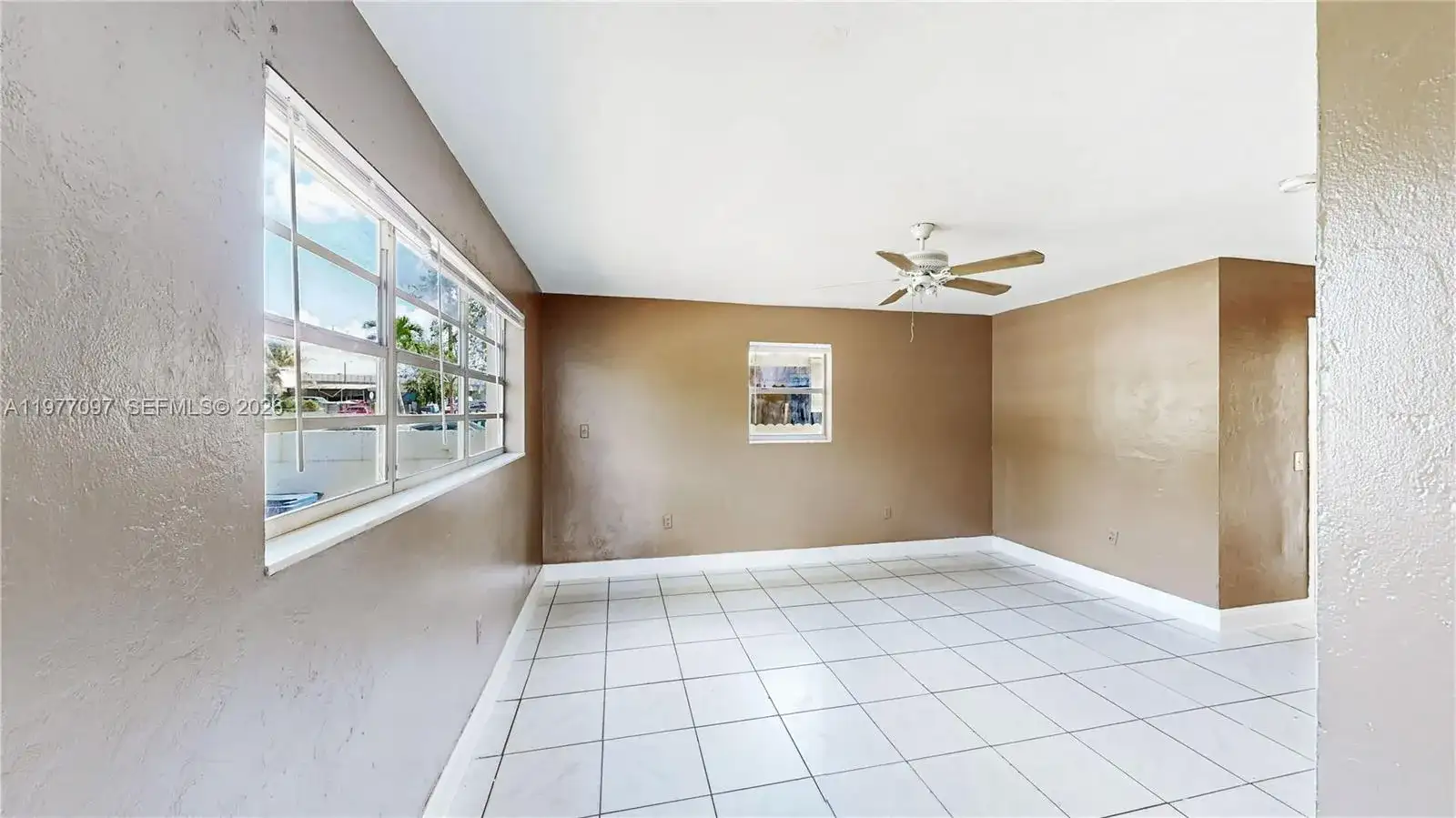 2760 NW 58th St, Miami FL 33142 photo 5