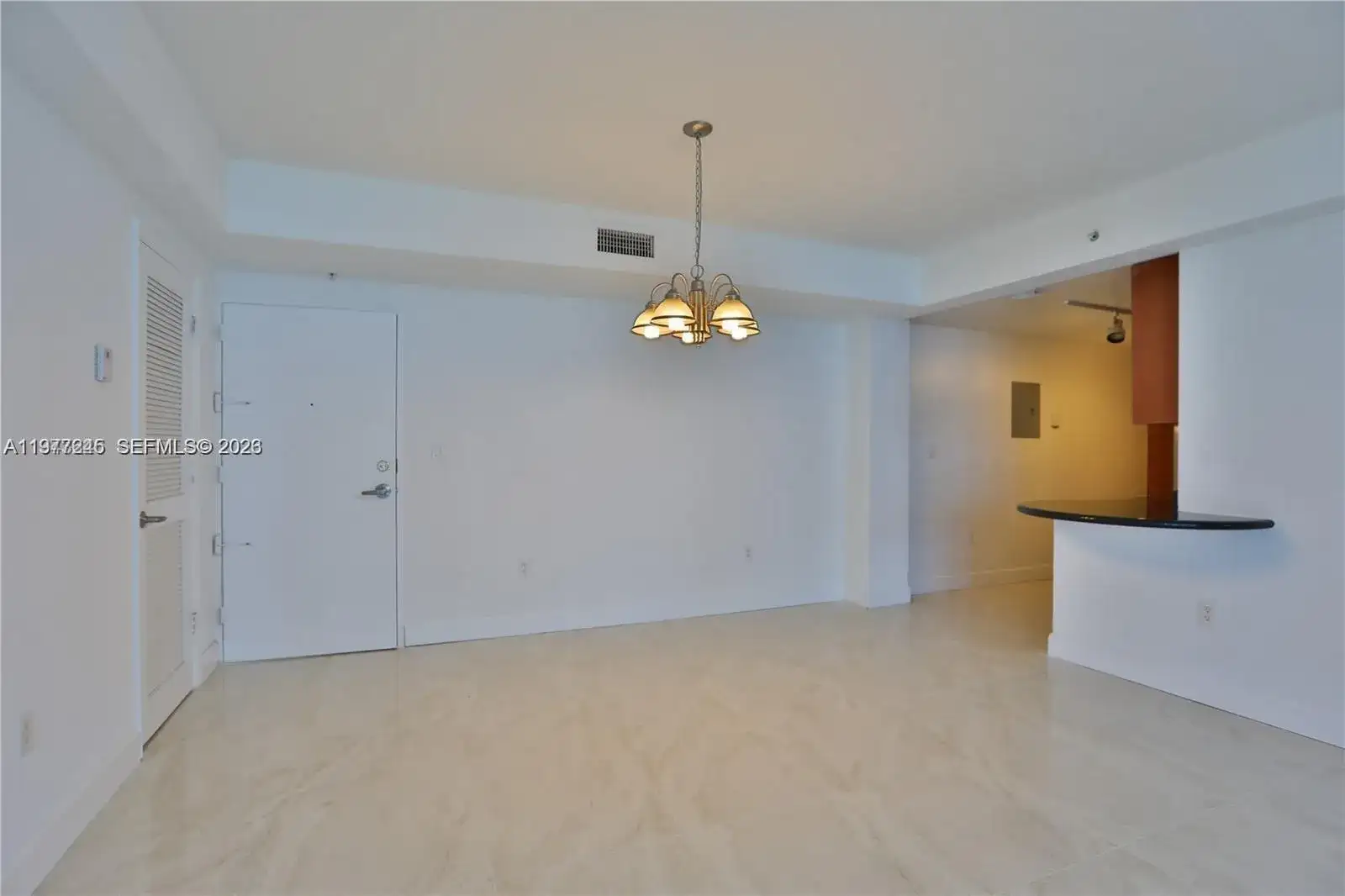 7501 E Treasure Dr # 4K, North Bay Village FL 33141 photo 4
