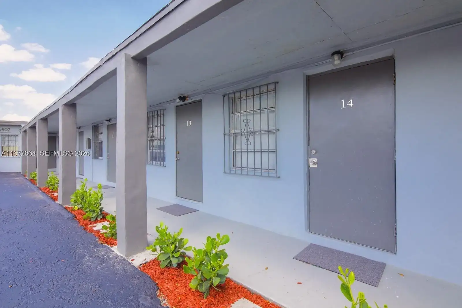 5807 SW 25th St # 18, West Park FL 33023 photo 4