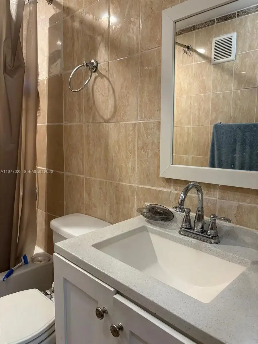17180 SW 94th Ave # 701, Palmetto Bay FL 33157 photo 5