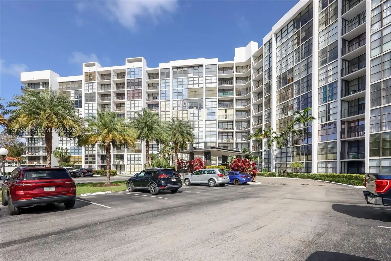 1000 Parkview Dr # 222, Hallandale Beach FL 33009 photo 4
