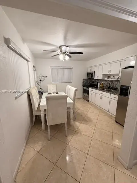 661 NE 61st St # 3, Miami FL 33137
