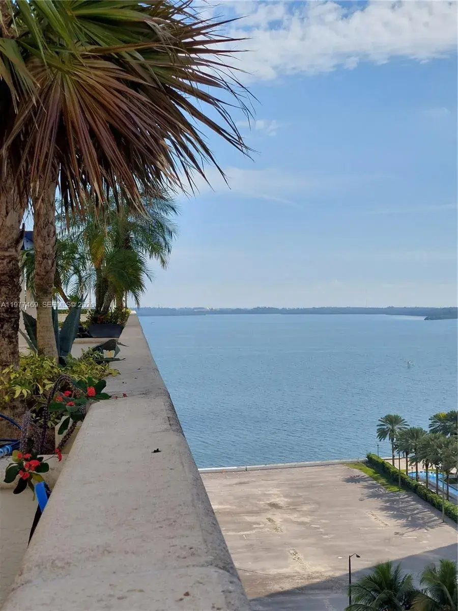 1200 N Brickell Bay Dr # 1918, Miami FL 33131 photo 3