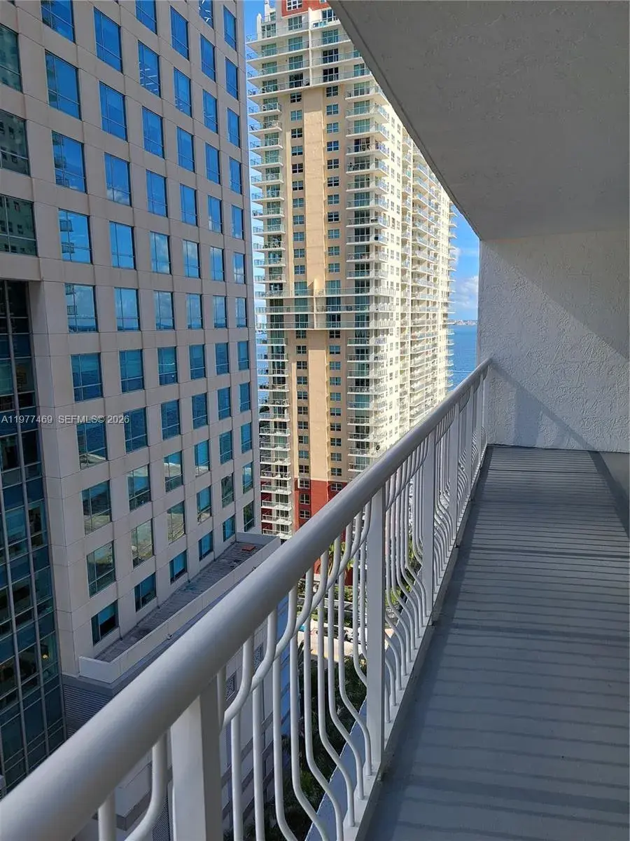 1200 N Brickell Bay Dr # 1918, Miami FL 33131 photo 4