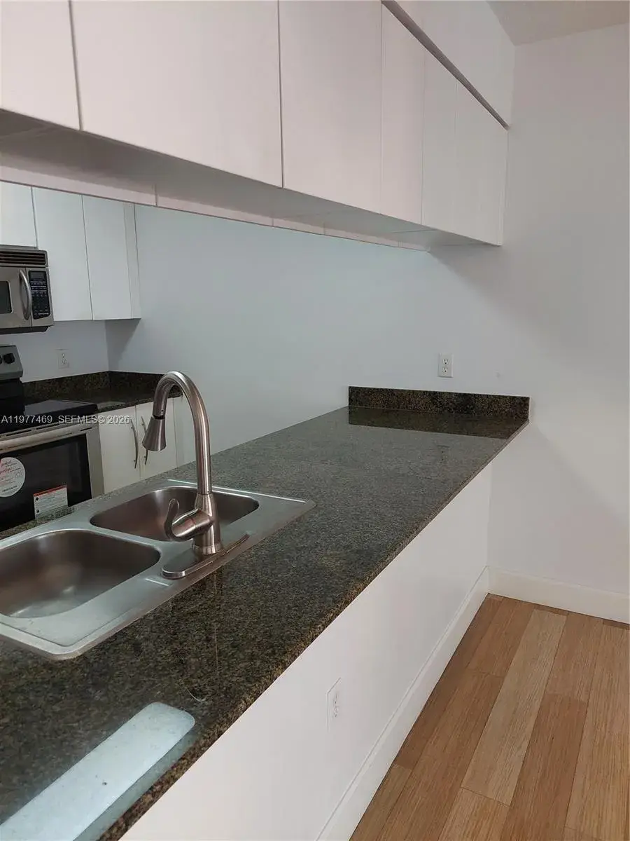 1200 N Brickell Bay Dr # 1918, Miami FL 33131 photo 5