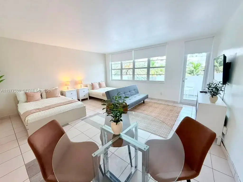 100 Lincoln Rd # 304, Miami Beach FL 33139 photo 5