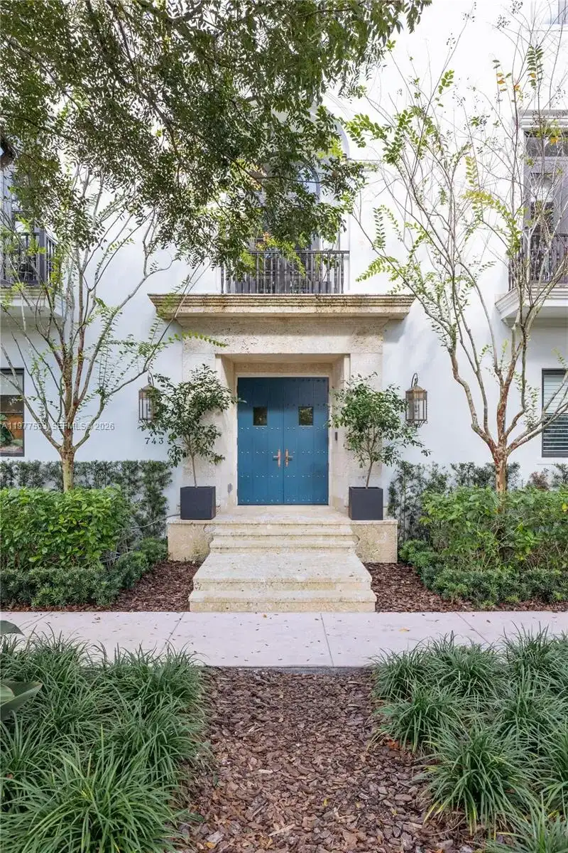 743 Almeria Ave, Coral Gables FL 33134