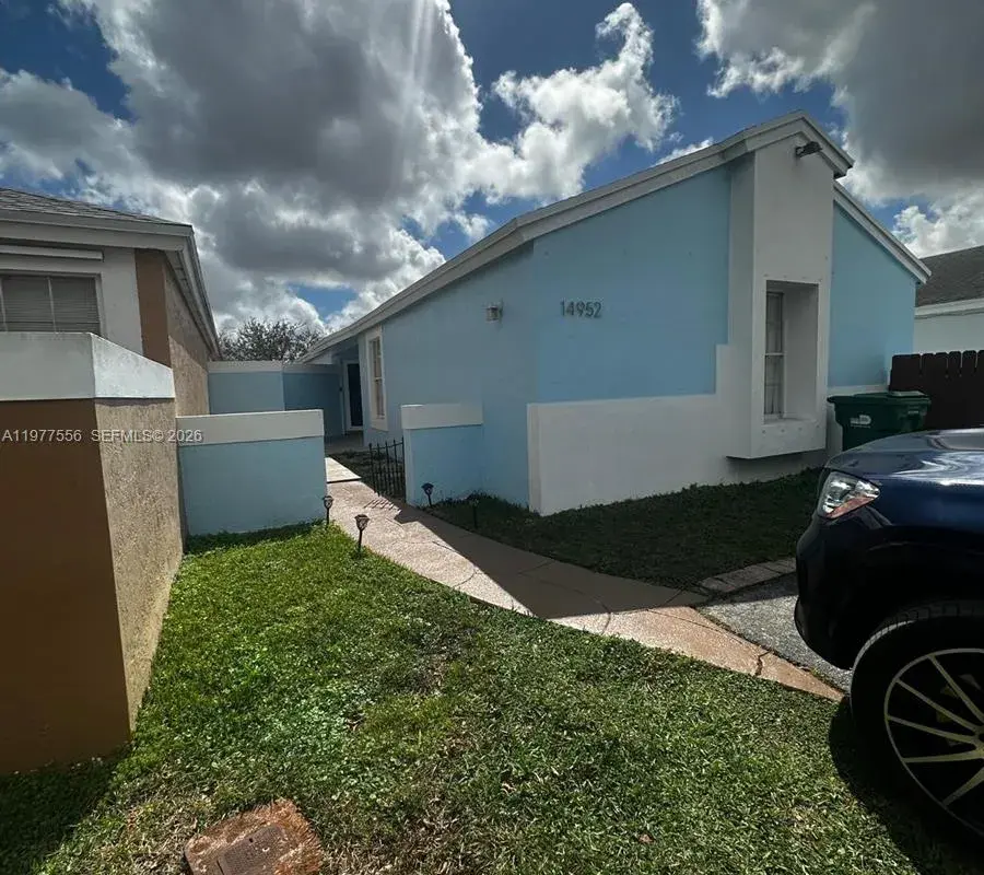 14952 SW 75th Ter, Miami FL 33193