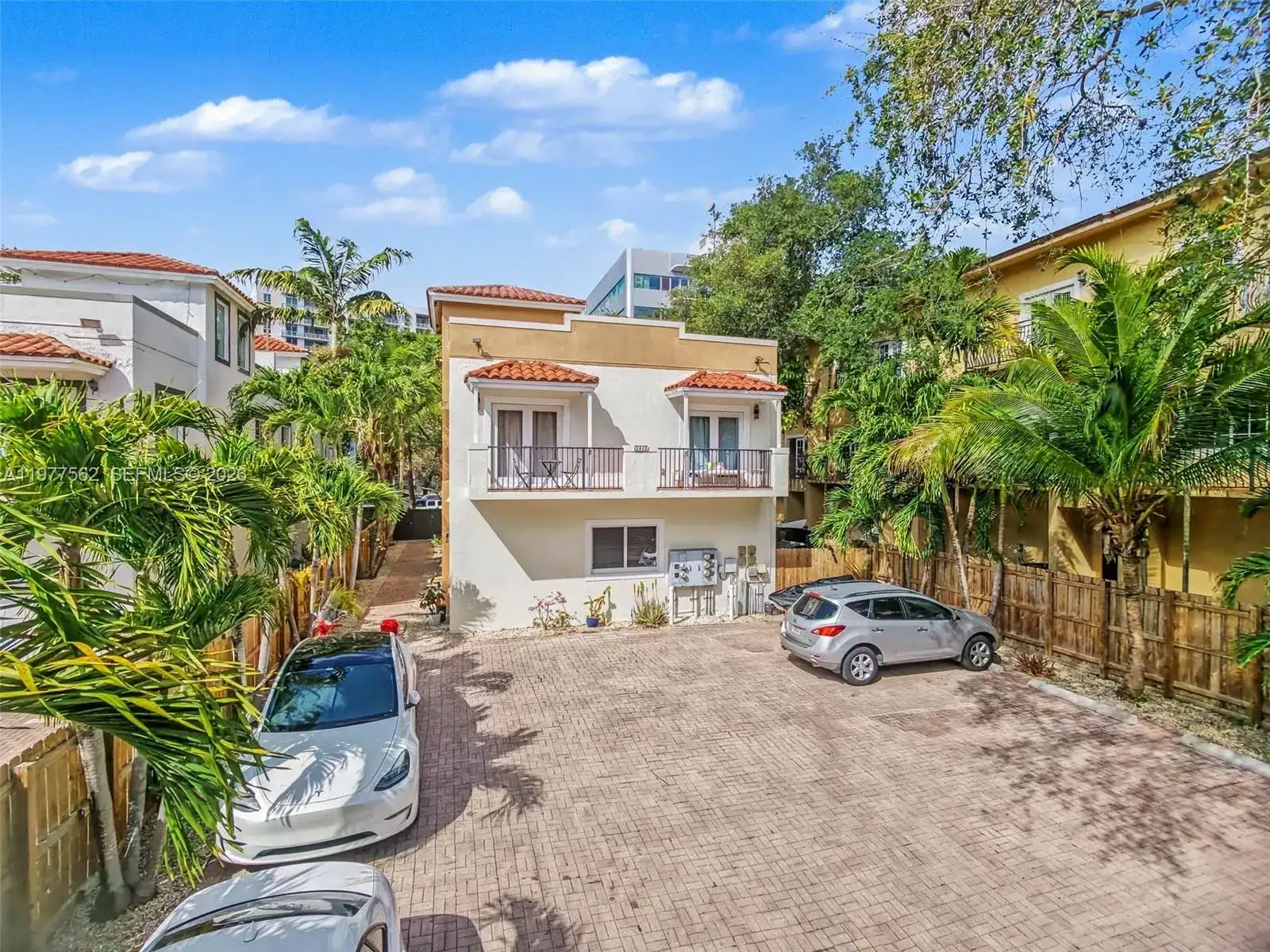 2945 Coconut Ave, Miami FL 33133 photo 2