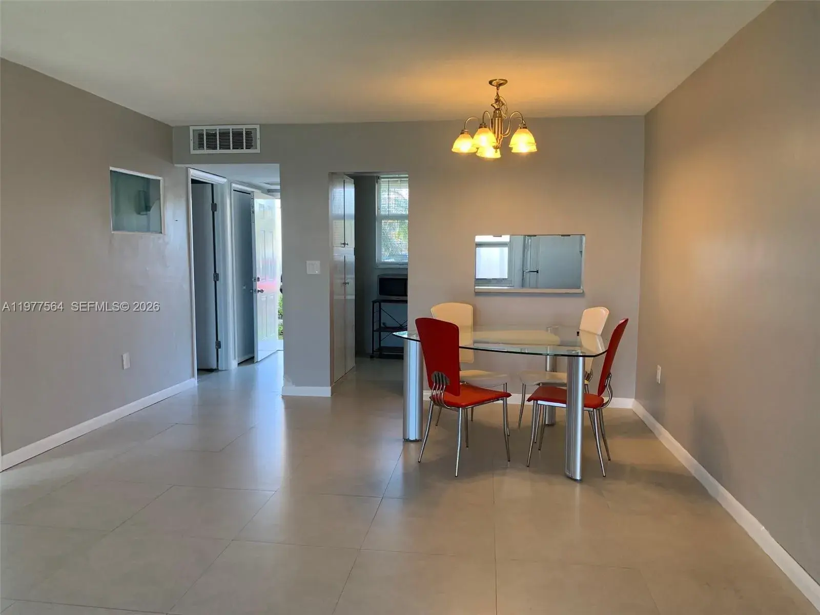 3010 Marcos Dr # R105, Aventura FL 33160