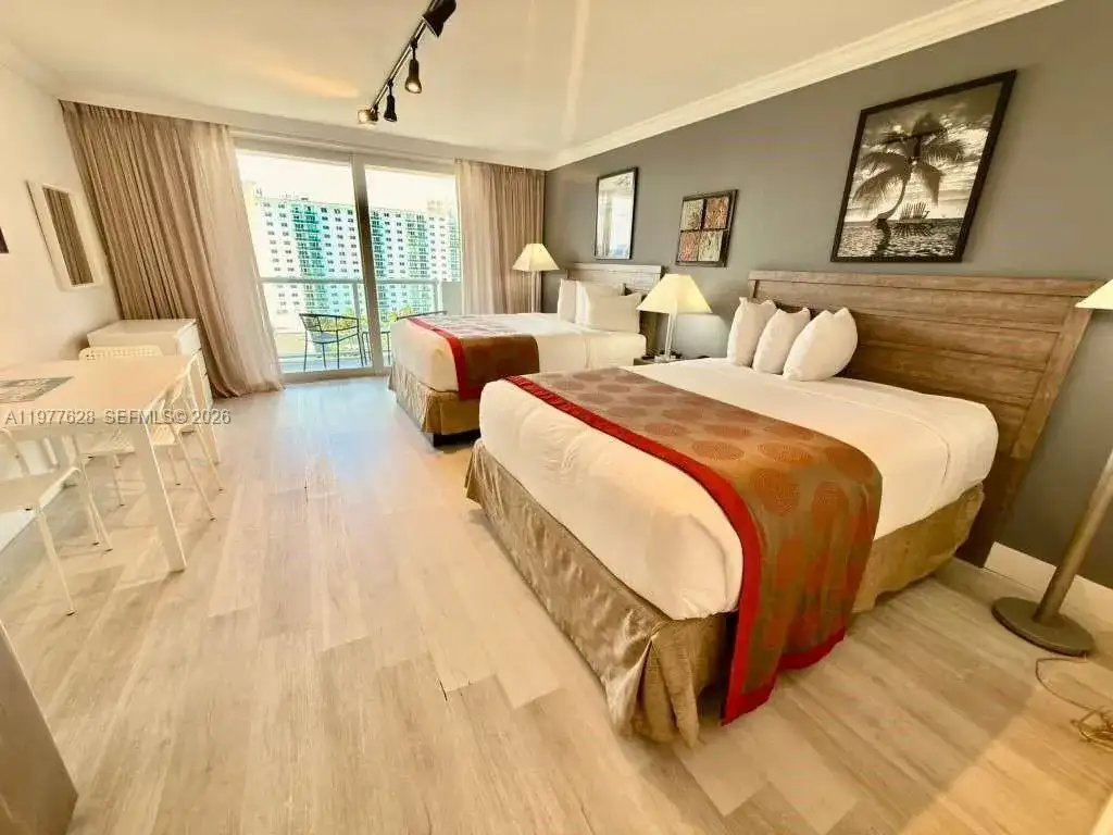 19201 Collins Ave # 933, Sunny Isles Beach FL 33160 photo 5
