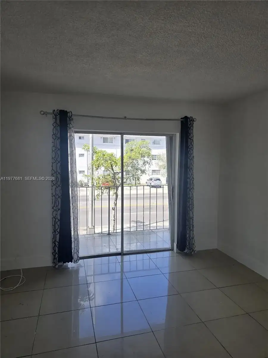 13725 NE 6th Ave # 203, North Miami FL 33161 photo 2