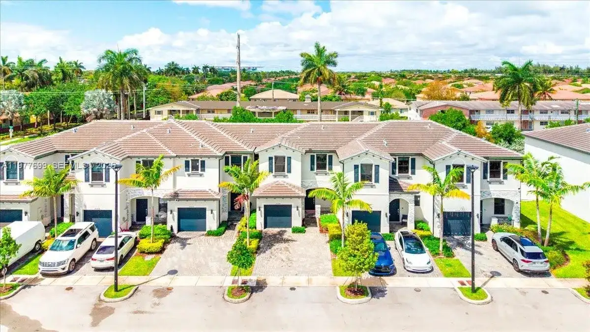 20344 NW 6th Pl, Miami Gardens FL 33169 photo 4