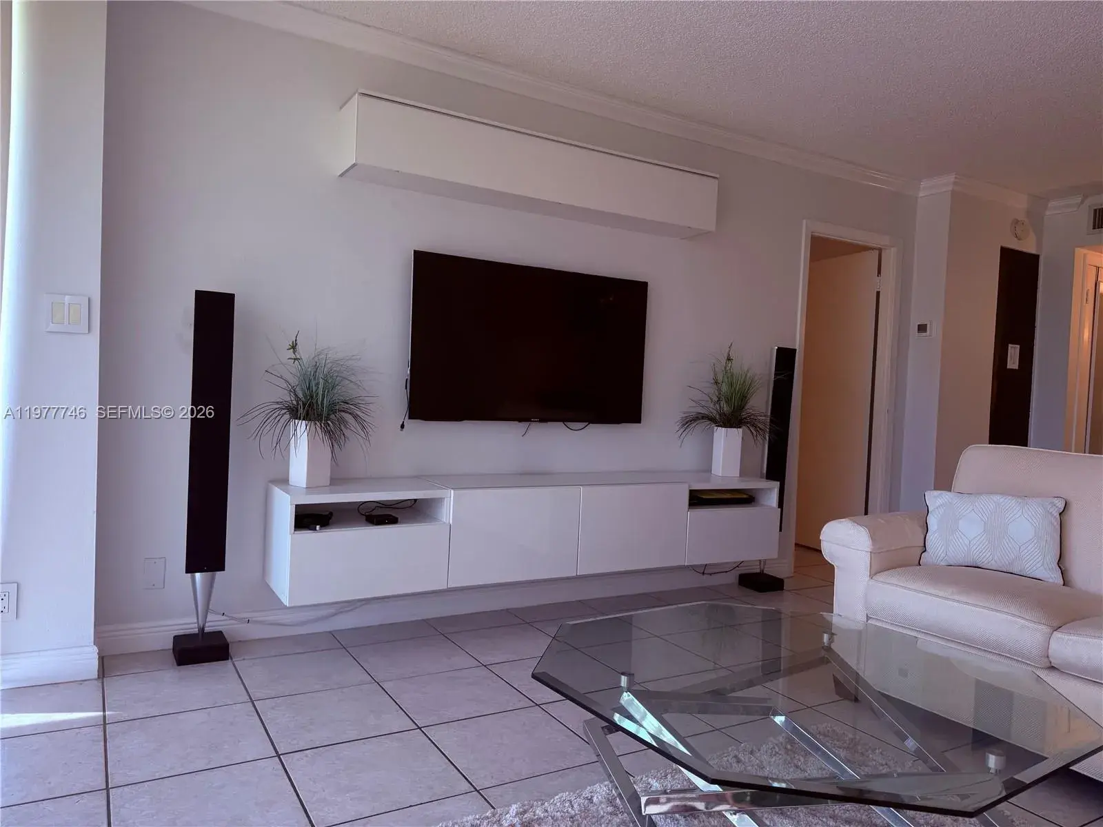 3475 N Country Club Dr # 409, Aventura FL 33180