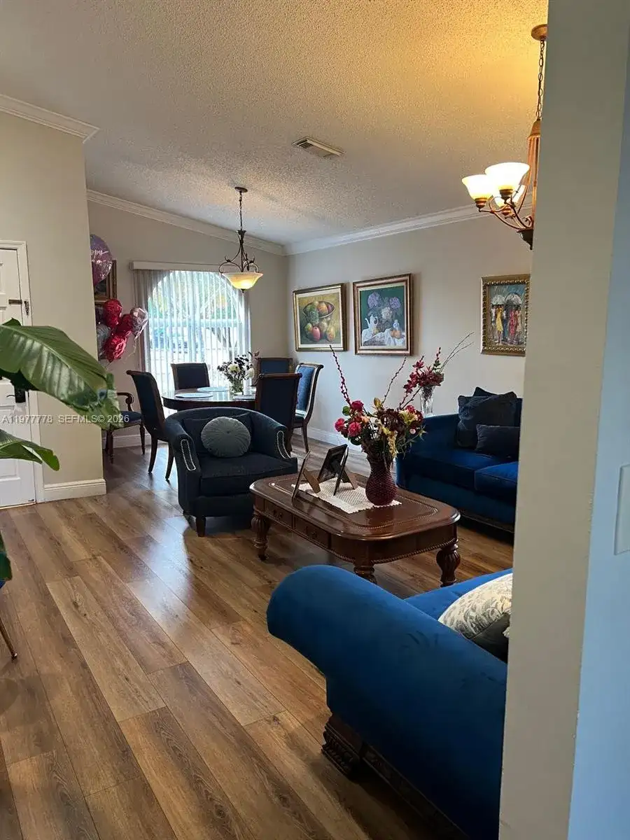 4911 SW 142nd Pl, Miami FL 33175 photo 5