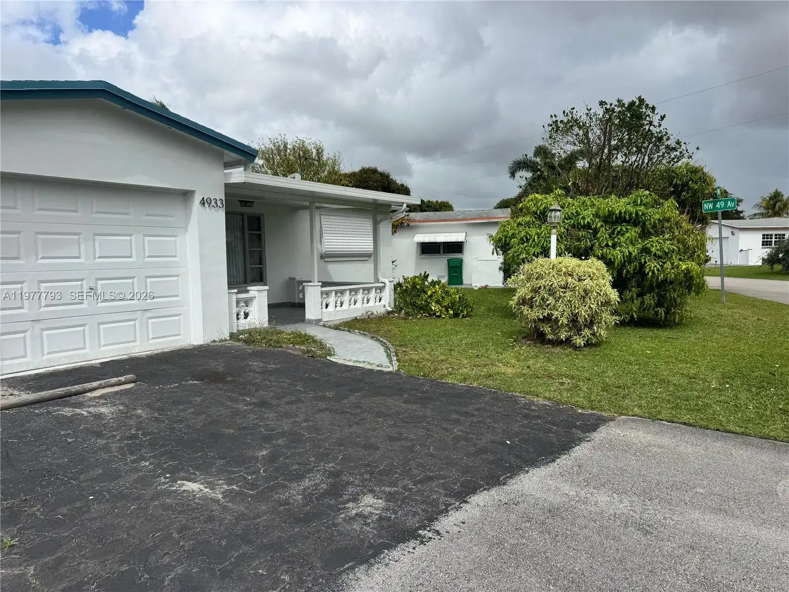 4933 NW 42nd St, Lauderdale Lakes FL 33319 photo 4