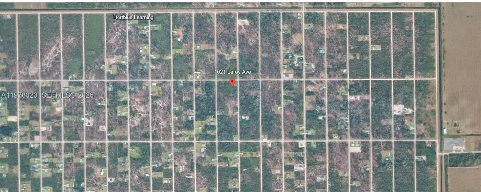 1021 LEROY AVE, Lehigh Acres FL 33972 photo 3