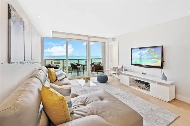 100 Bayview Dr # 1407, Sunny Isles Beach FL 33160