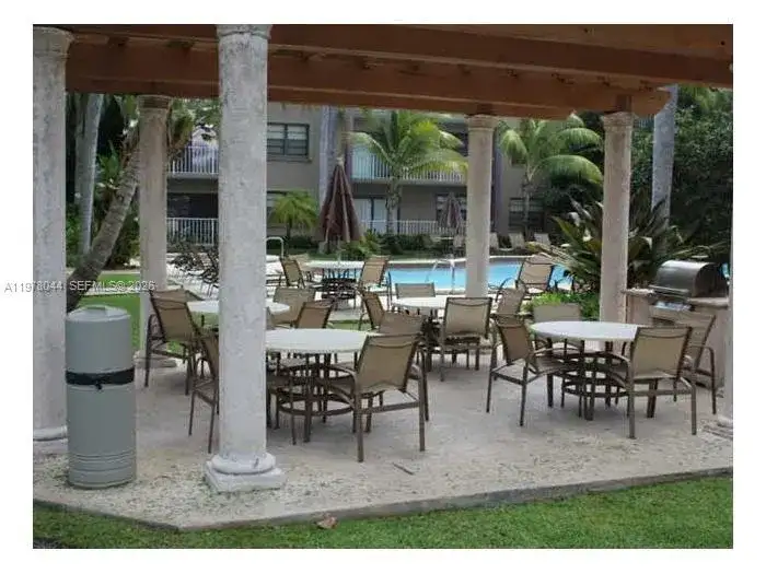 9301 SW 92nd Ave # 207C, Miami FL 33176 photo 2