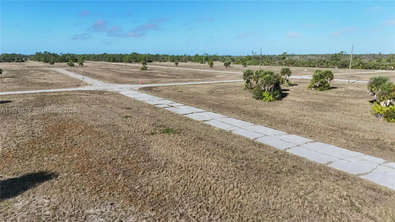 14381 SWORDFISH CT, Other City - In The State Of Florida FL 33946 photo 4