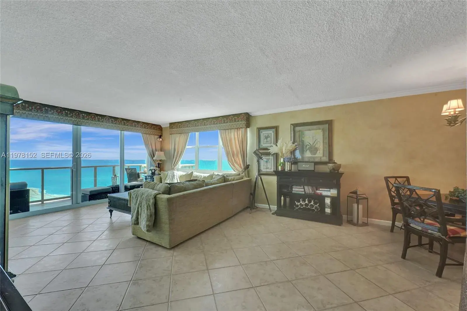 2501 S Ocean Dr # 1510, Hollywood FL 33019