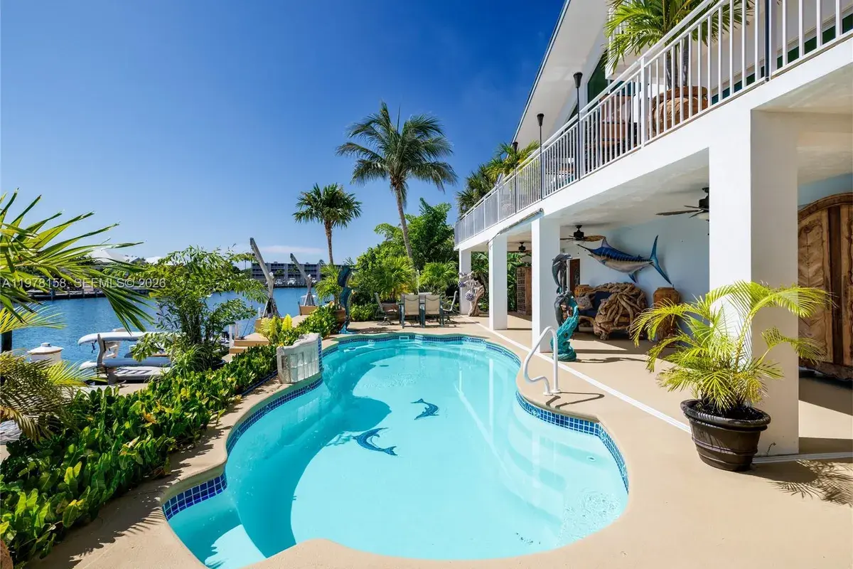 14 Avenue F, Marathon FL 33050